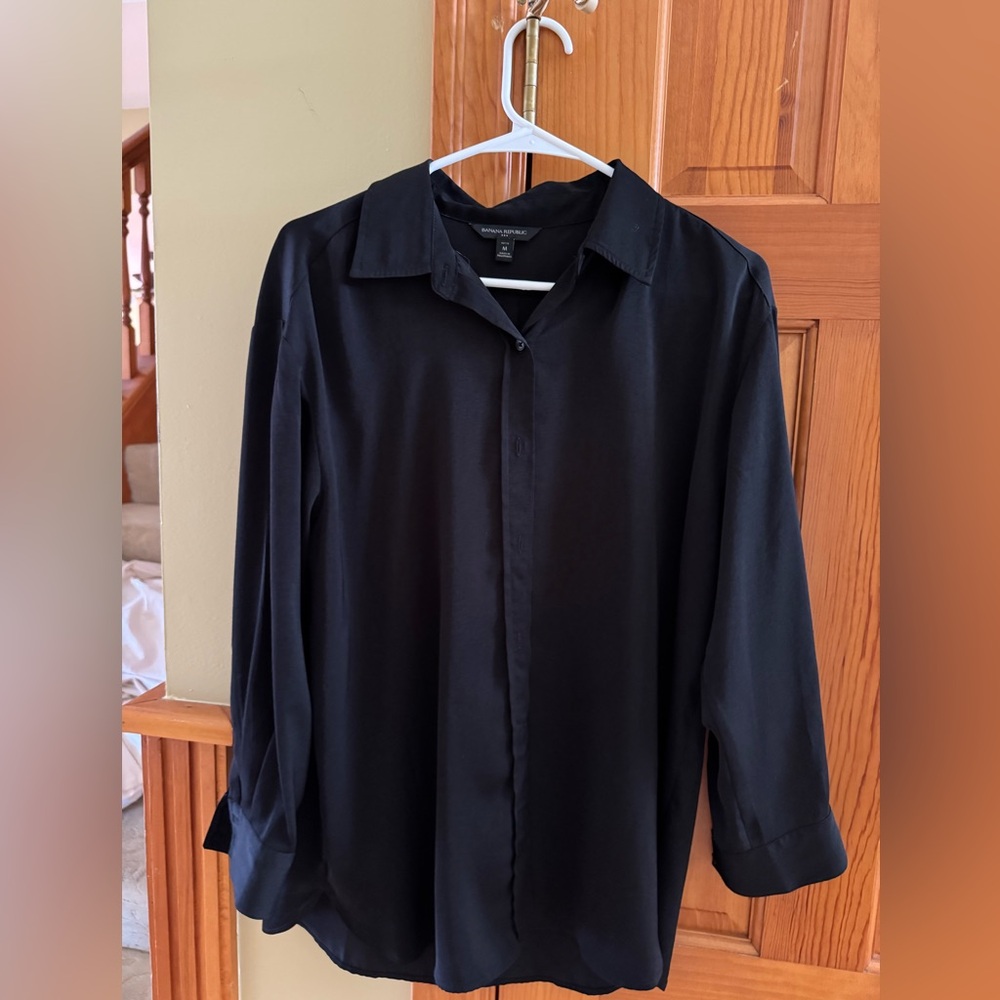 Banana Republic Black Petite Button-Front Blouse